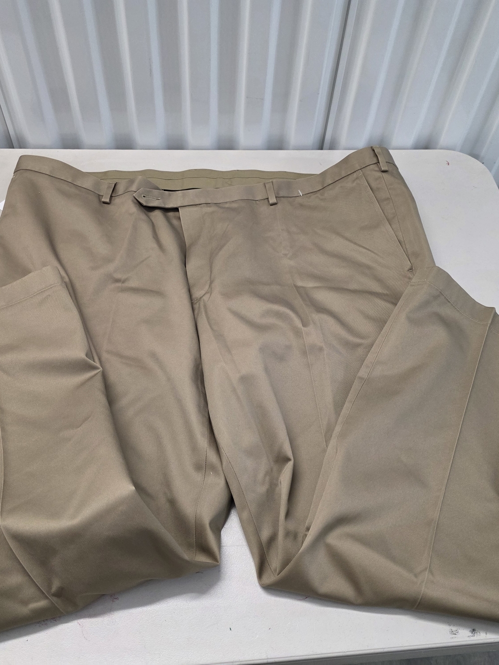 Jos. A. Bank NEW Travelers Collection Men's Pants Size 48x30 Khaki Twill Cotton